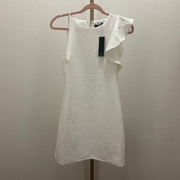 Lulus Dresses & Skirts - Lulus white mini dress Asymmetrical sleeve Small